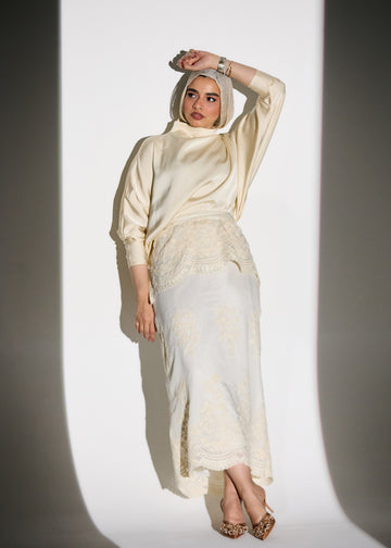 Lace Line Skirt