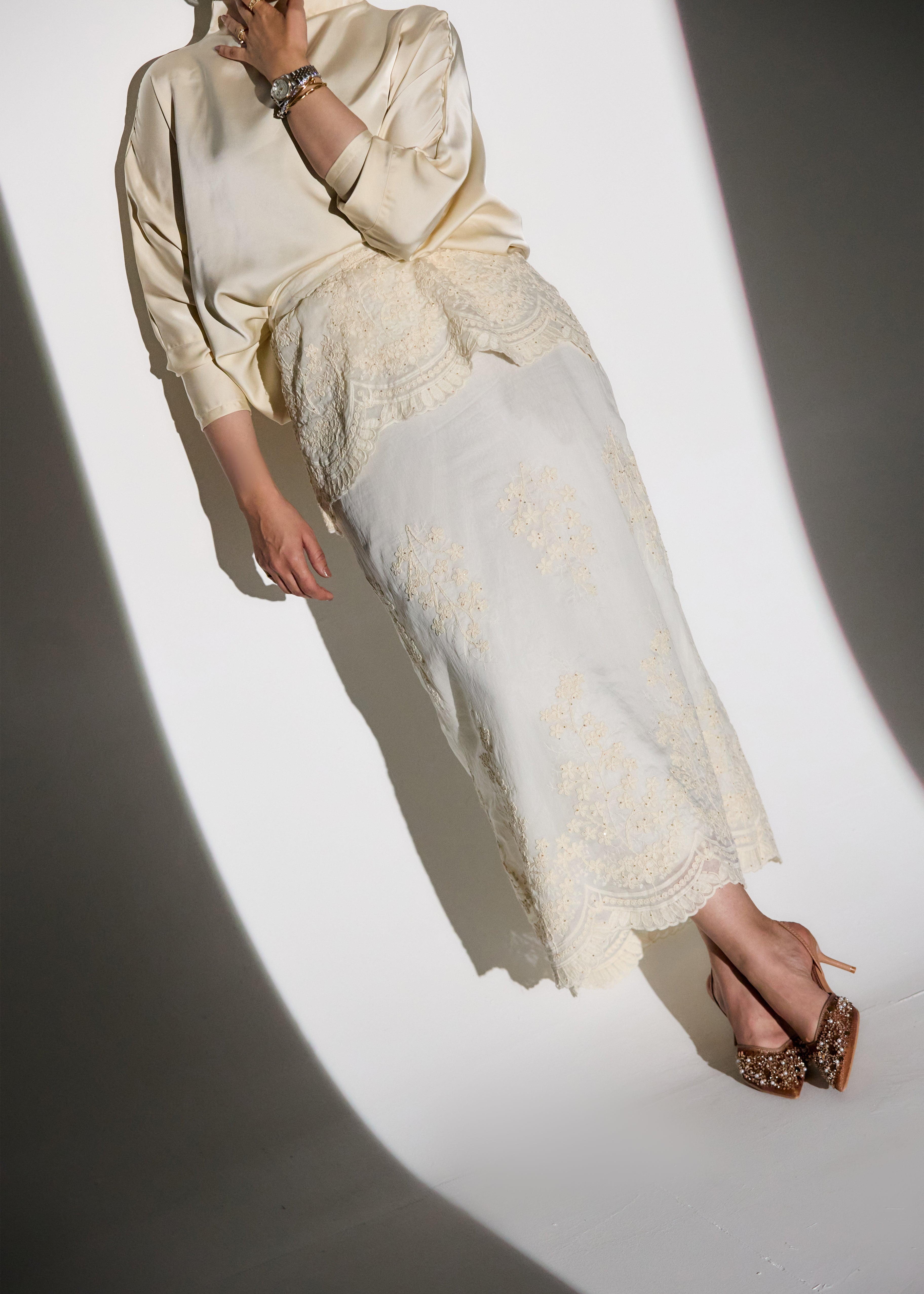 Lace Line Skirt