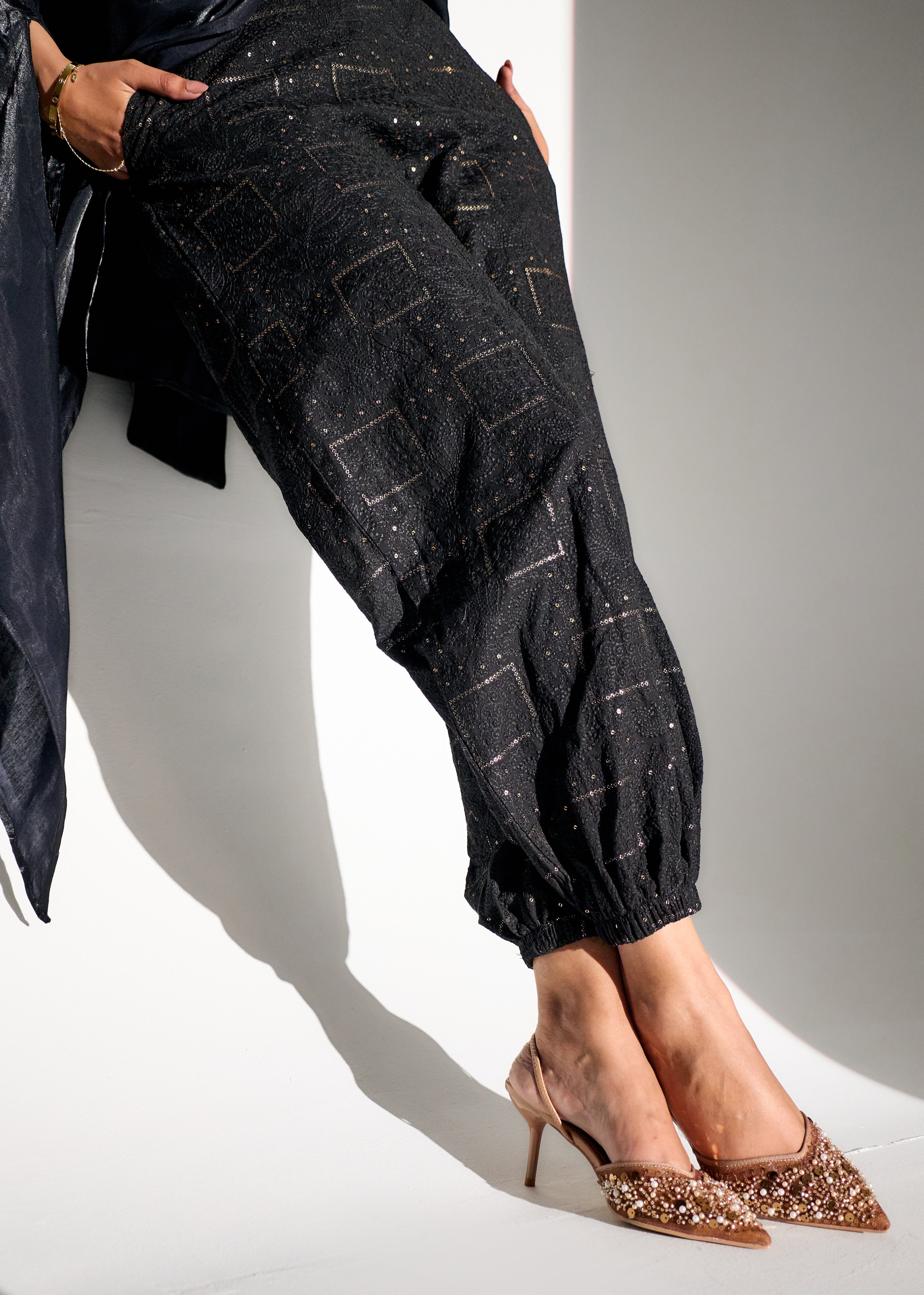 Noir Spark Pants