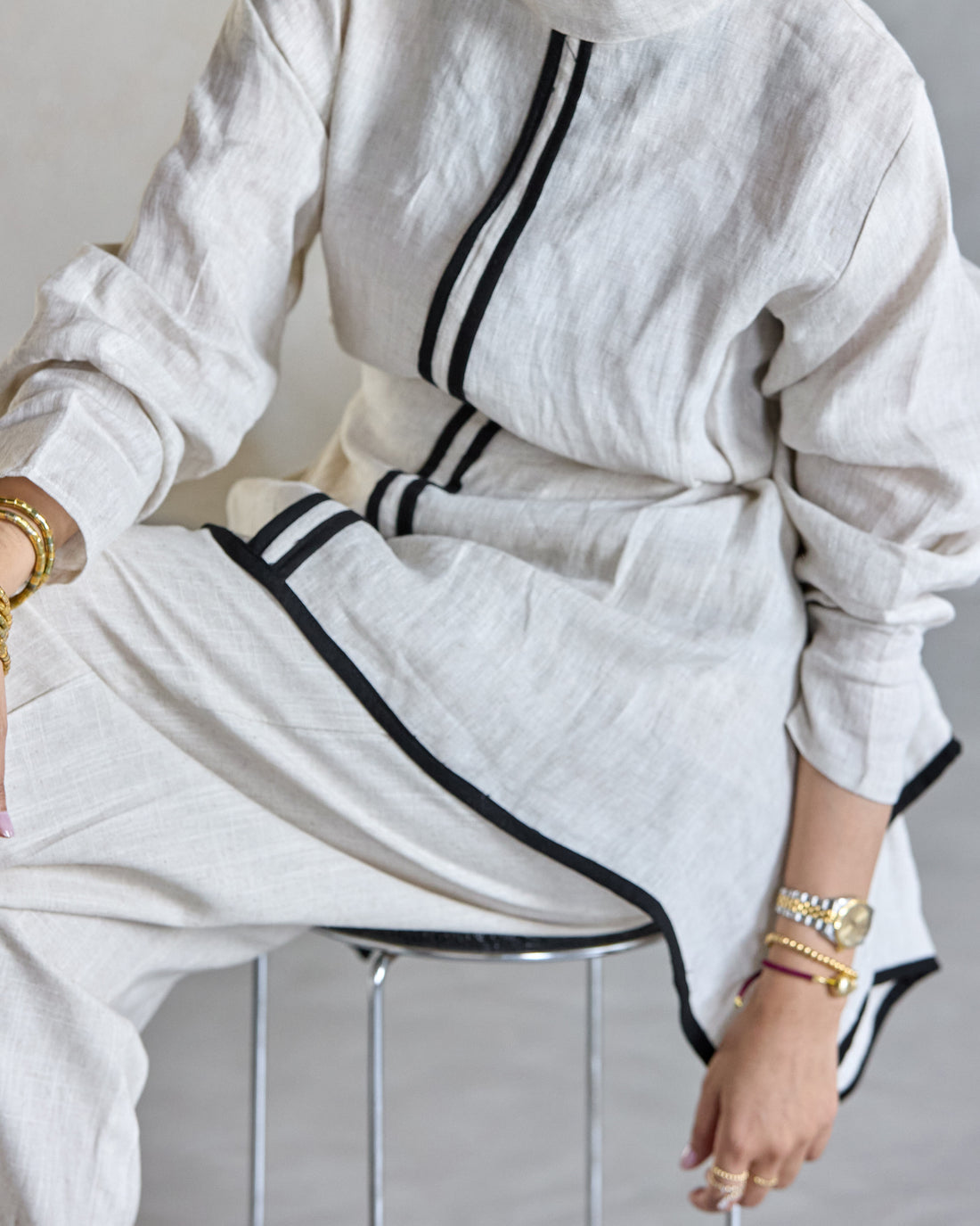 Contrast Line Blouse